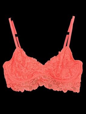 PINK Victoria’s Secret Hot Pink Lace Bra